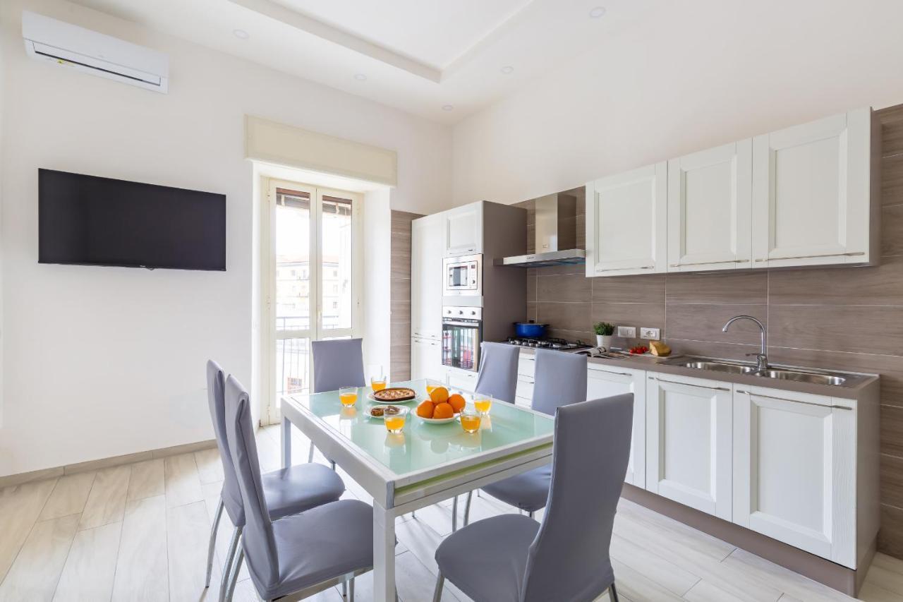 Chiara Modern Apartment By Wonderful Italy Naples Exterior photo