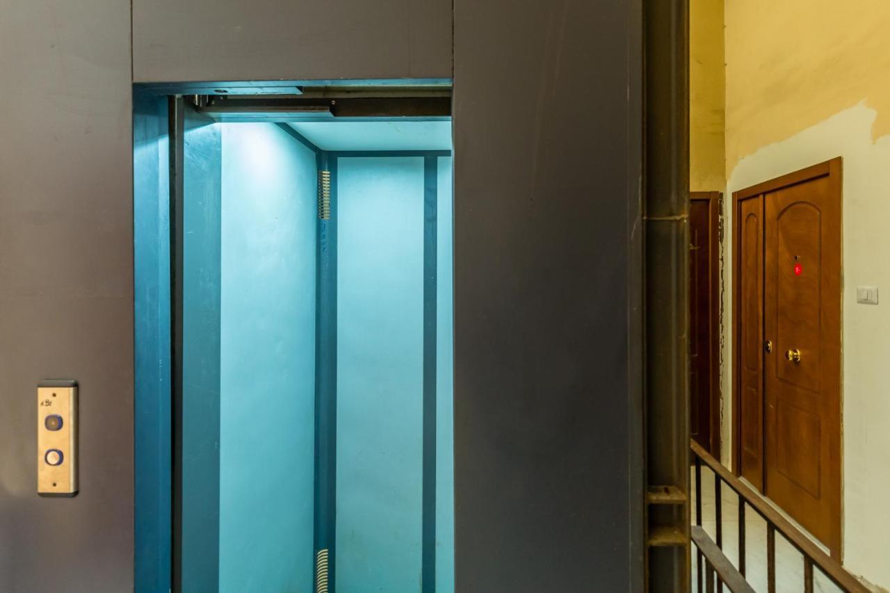 Chiara Modern Apartment By Wonderful Italy Naples Exterior photo